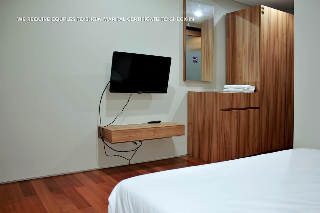 Zen Rooms Permata Karawaci Syariah Tangerang Buitenkant foto