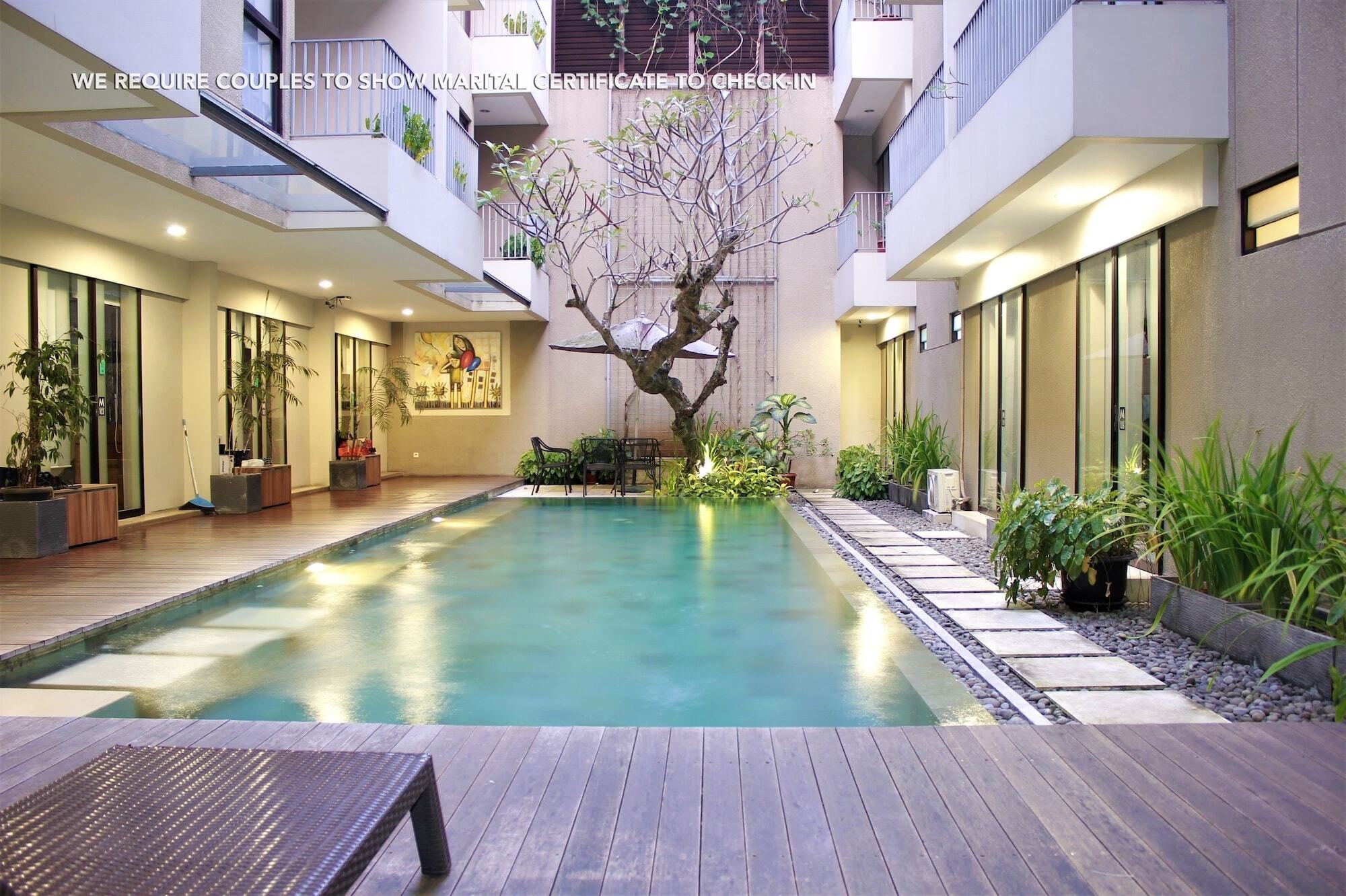 Zen Rooms Permata Karawaci Syariah Tangerang Buitenkant foto